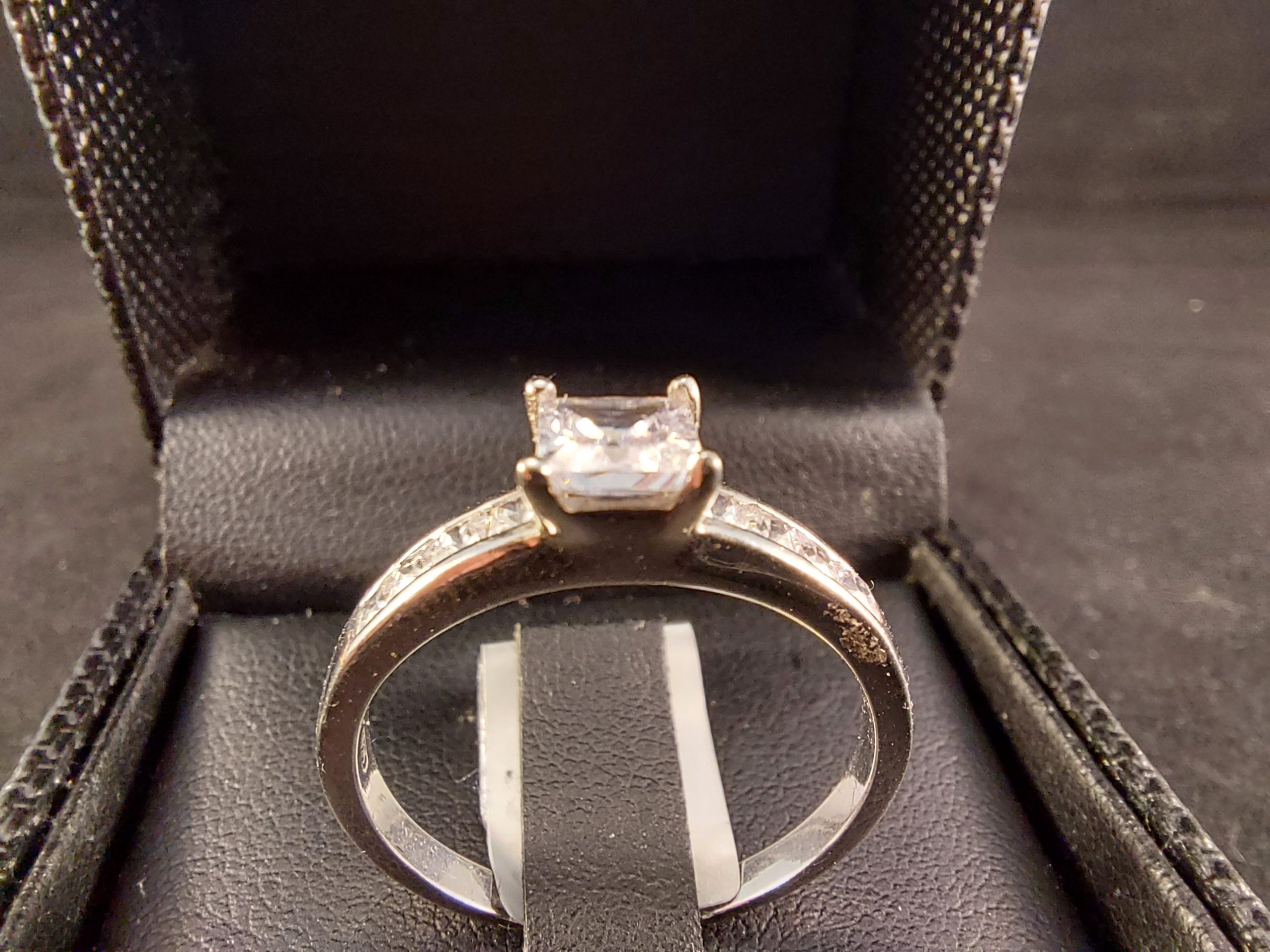 Elegant Small Diamond Ring